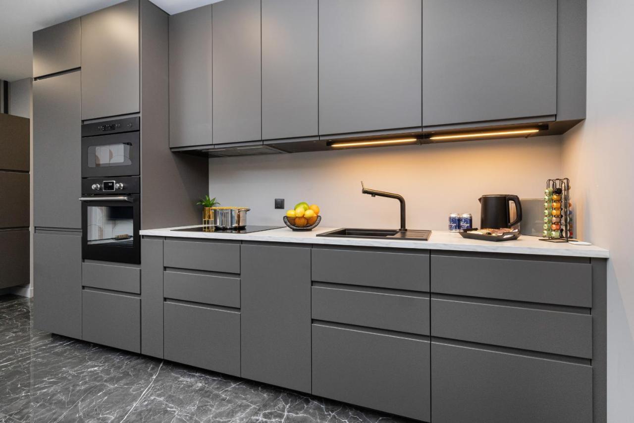 Luxurious Apartment With Two Bedrooms And Parking In Gdynia By Noclegi Renters Экстерьер фото