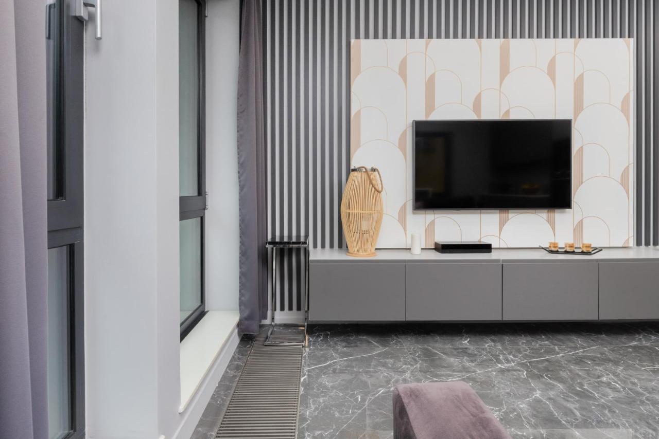 Luxurious Apartment With Two Bedrooms And Parking In Gdynia By Noclegi Renters Экстерьер фото